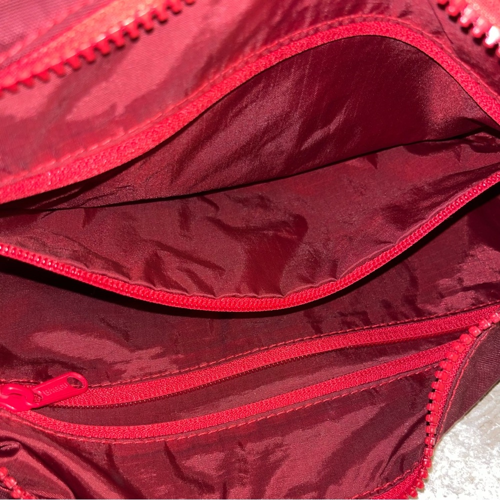 BAGGU MEDIUM MAROON CRESCENT - Picture 5 of 6